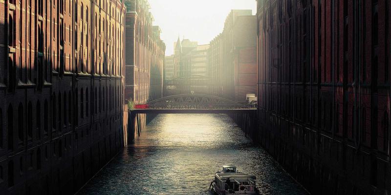 智信医药B2B平台:以健康服务与咨询驱动药品销售,重塑医药采购新效率