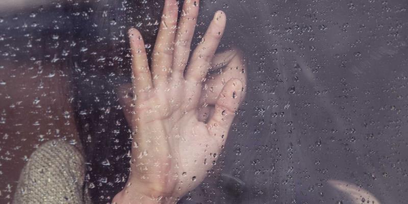 智信医药:数字孪生如何重塑药品仓储,让您的“网上买药”体验快人一步